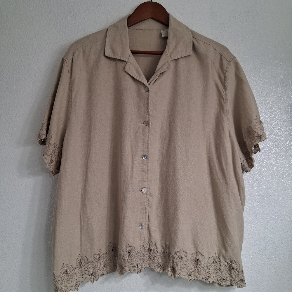 Whimsical Linen Blend Blouse With Embroidered Sleeves & Hem Line    Size 3X